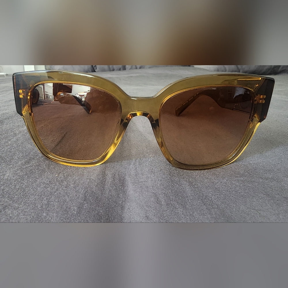 BNWB Gold Versace Sunglass